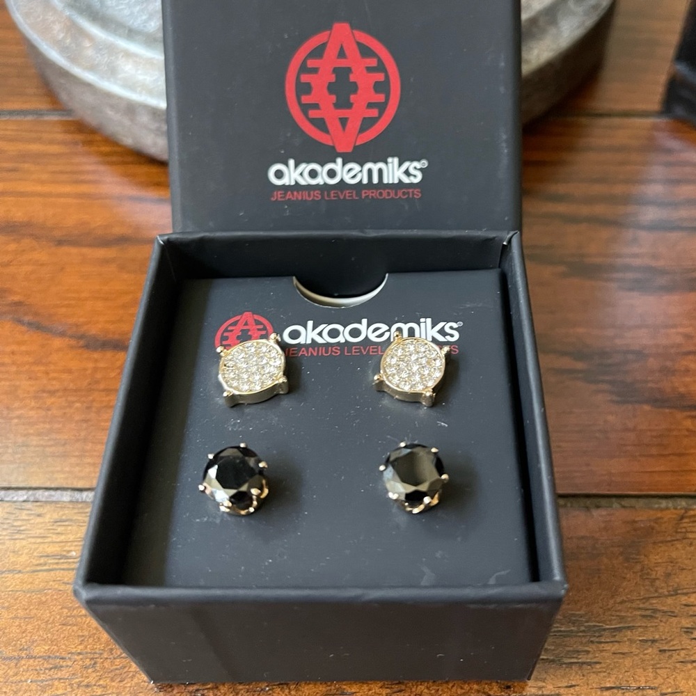 ✅NEW “Akademiks” Fashion Earring Set Silver/Gold Rhinestone - Picture 3 of 6